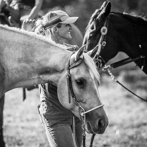 Meet your Posher, Stephanie